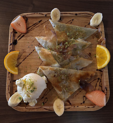 Photo of Historia Meze grill - 40 Oxford St, High Wycombe HP11 2DJ